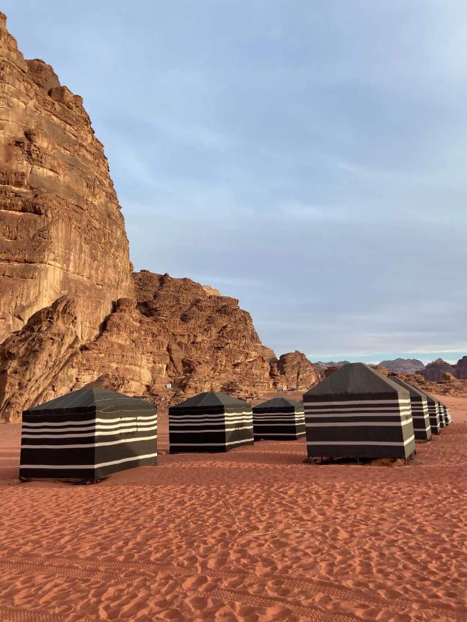 Rotana Camp Hotel Wadi Rum Exterior photo